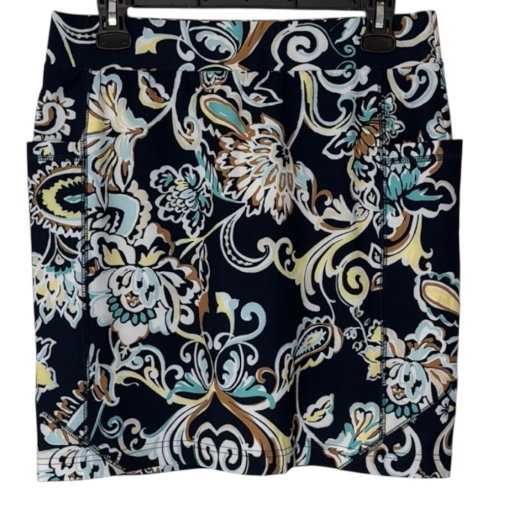 Chico's‎ Skort Navy Floral Athletic in Size 00/2  EUC